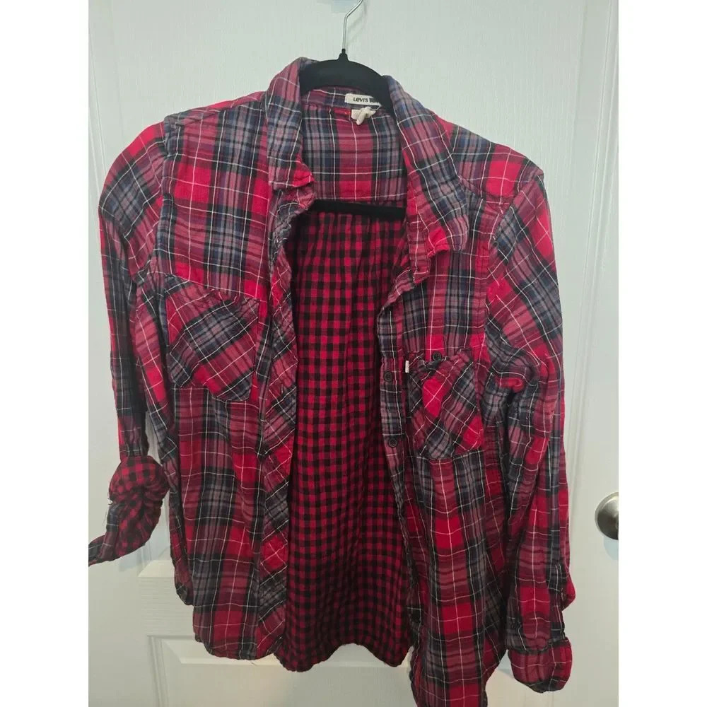 Levi button down plaid shirt large